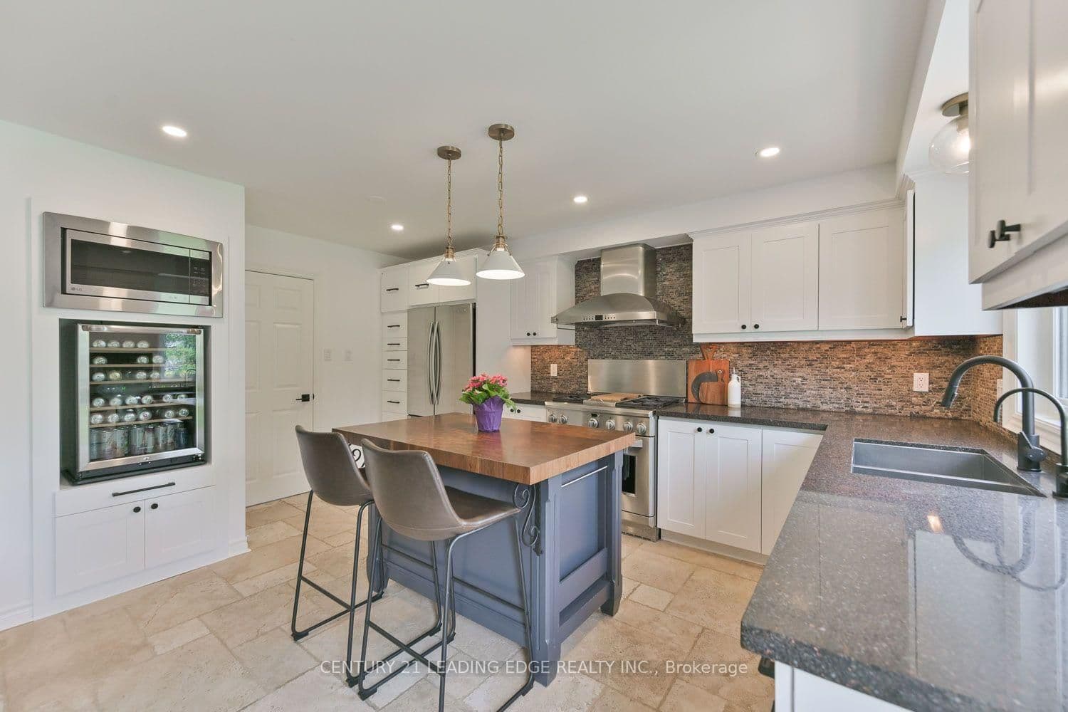 12 Taylor Drive thumbnail 15