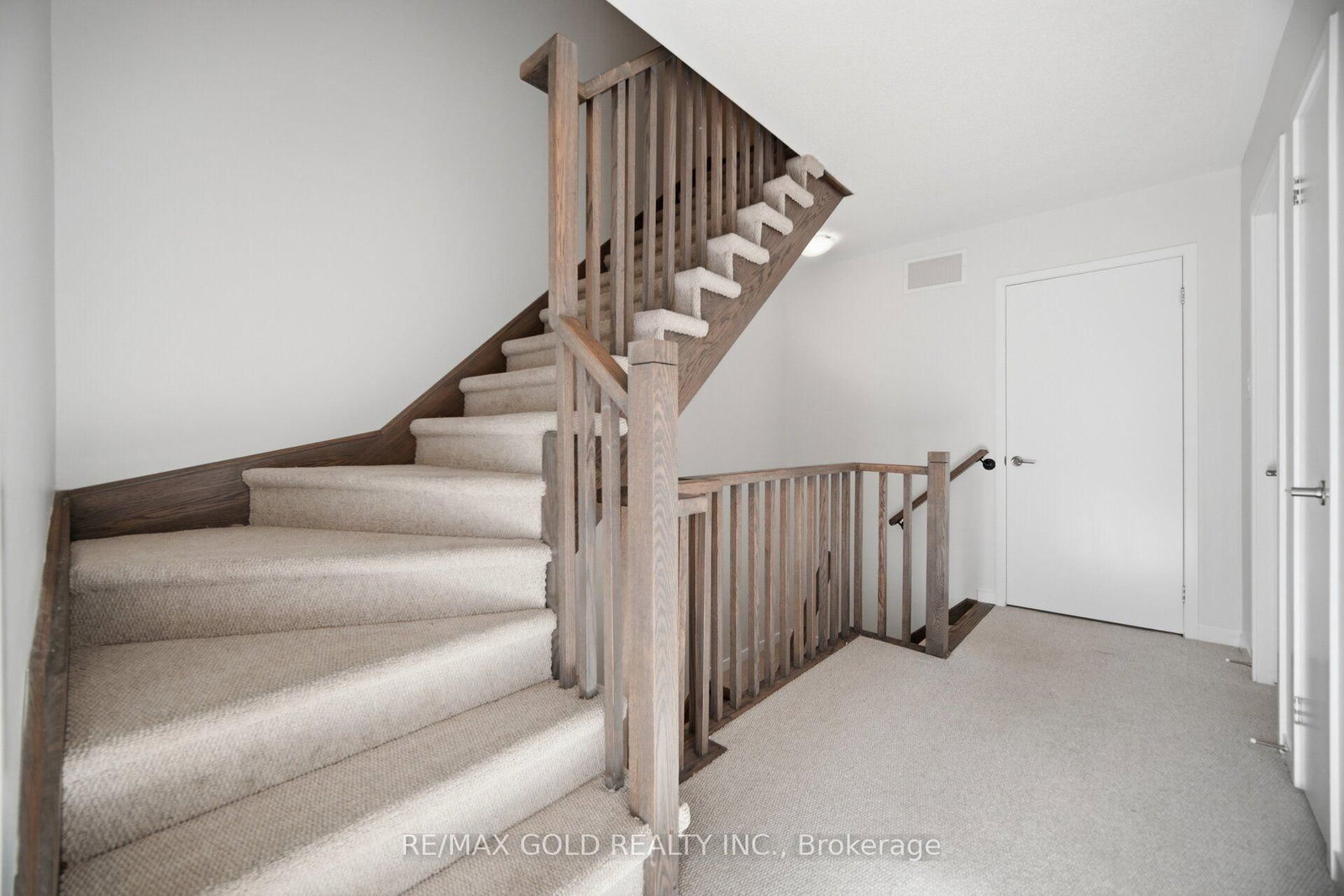 39 Honeycrisp Crescent, Unit TH83 thumbnail 26