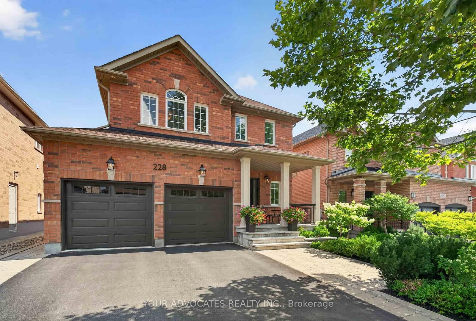 228 Twin Hills Crescent - Image 1