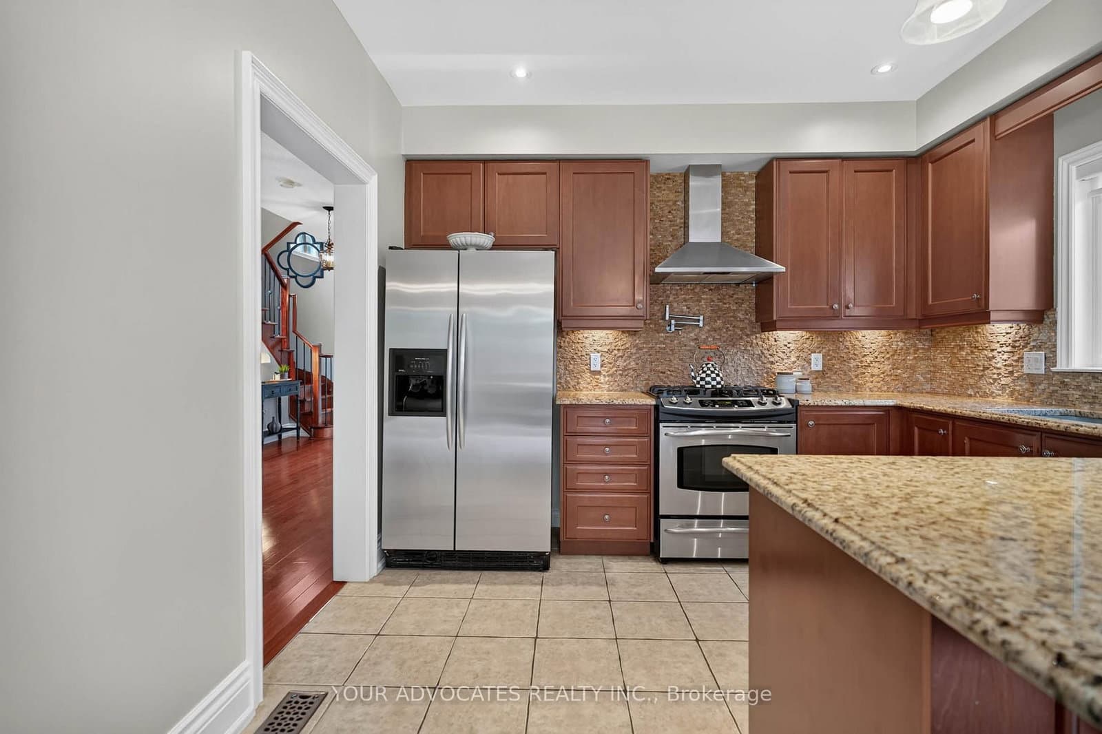 228 Twin Hills Crescent thumbnail 10