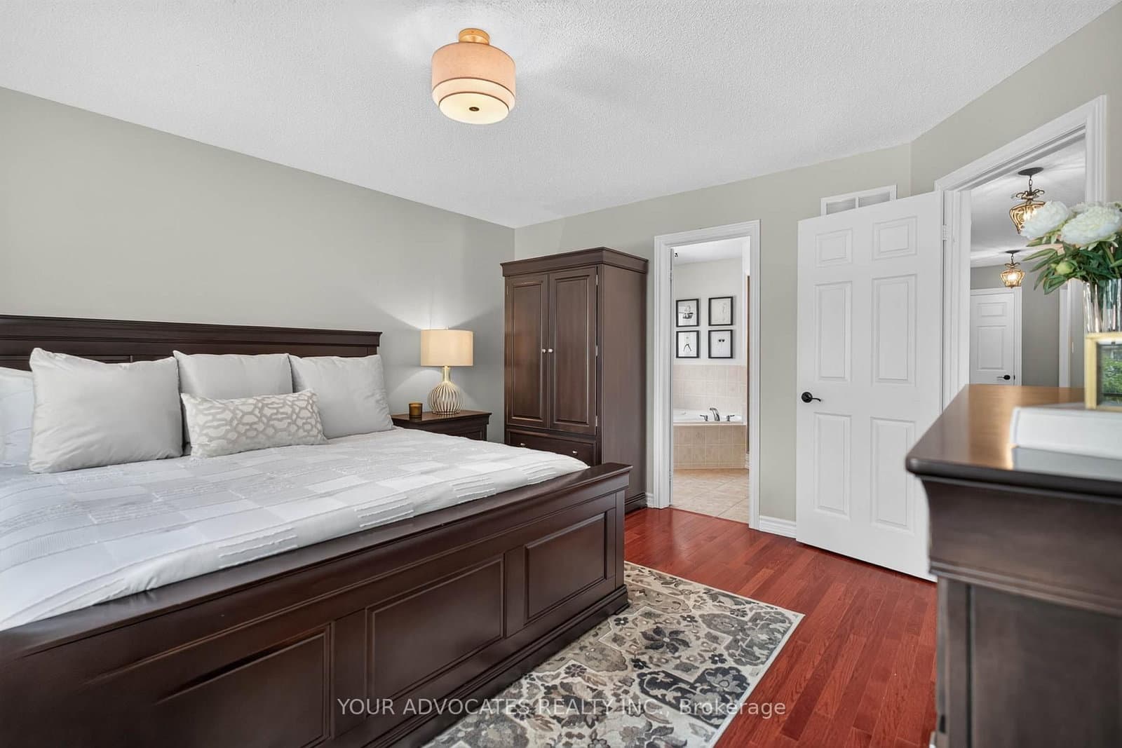 228 Twin Hills Crescent thumbnail 15
