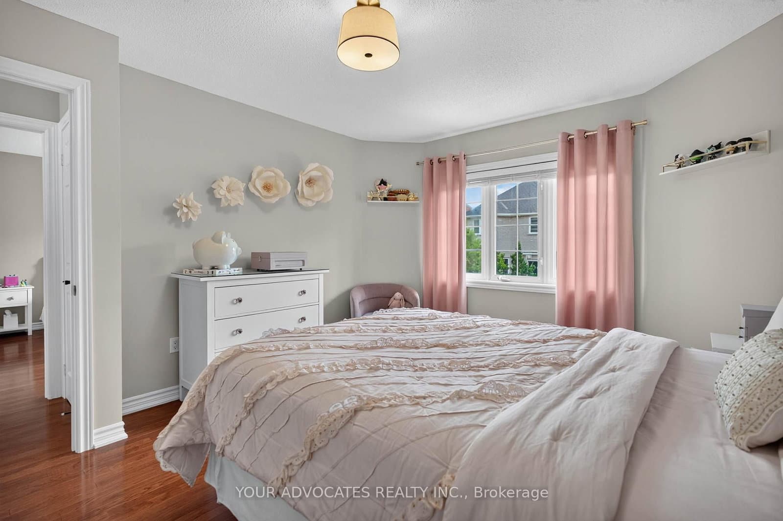 228 Twin Hills Crescent thumbnail 20