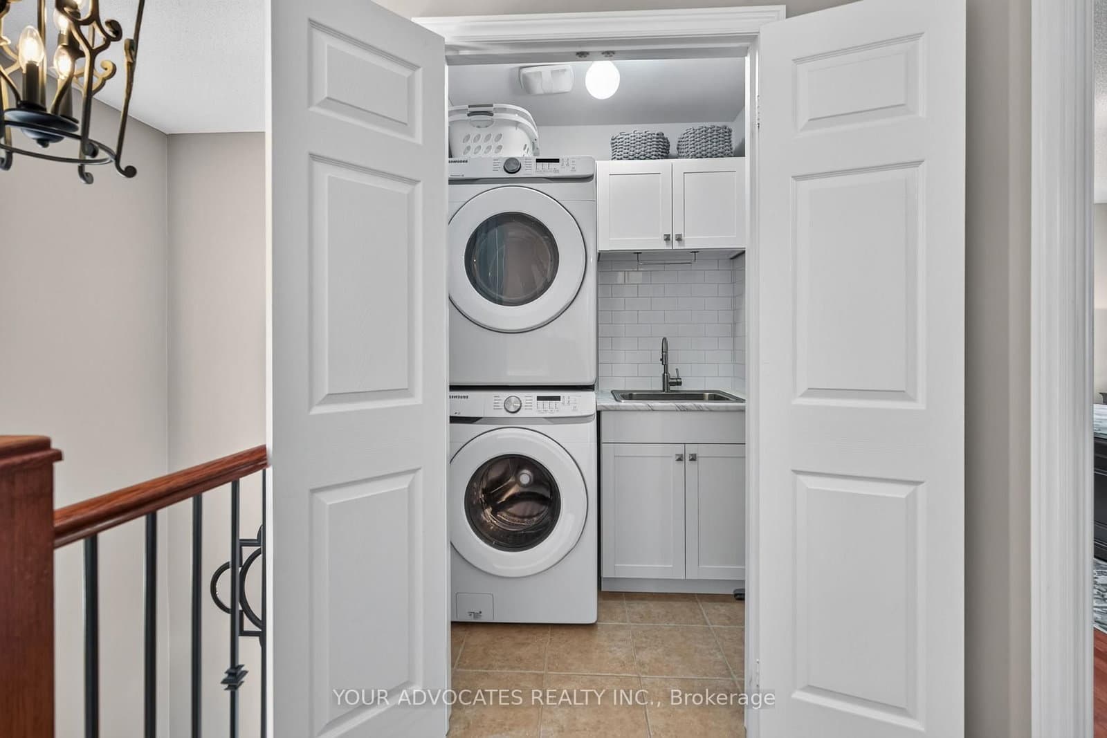 228 Twin Hills Crescent thumbnail 25