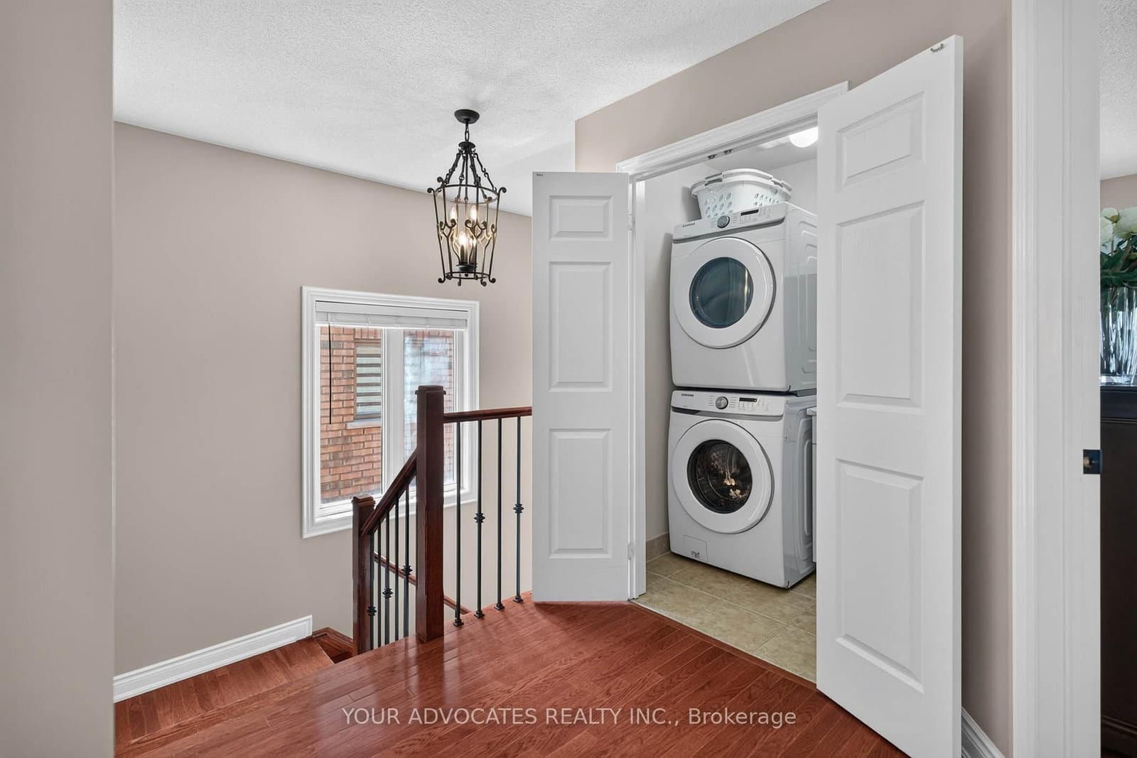 228 Twin Hills Crescent thumbnail 26