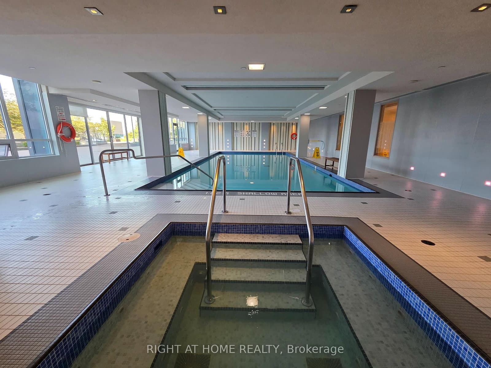 7165 Yonge Street, Unit 1406 thumbnail 30