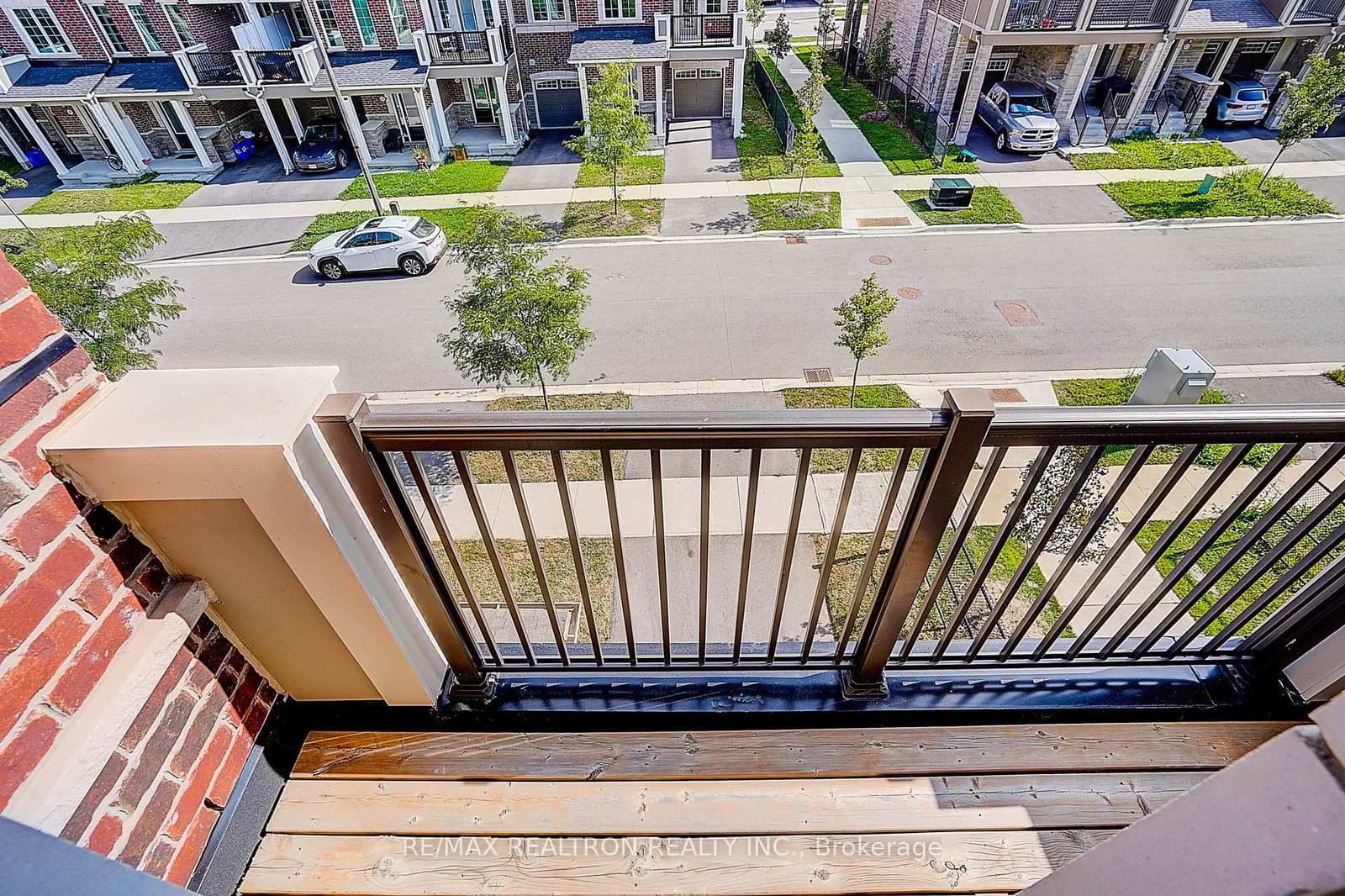 24 Thomas Frisby Jr Crescent thumbnail 39