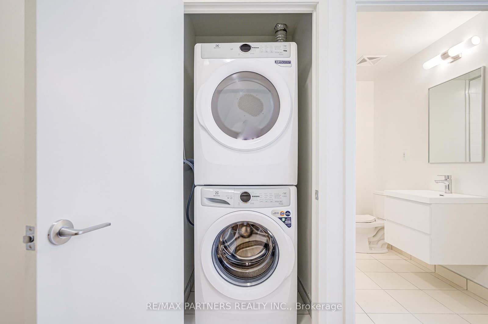 38 Andre de Grasse Street, Unit 1102 thumbnail 5