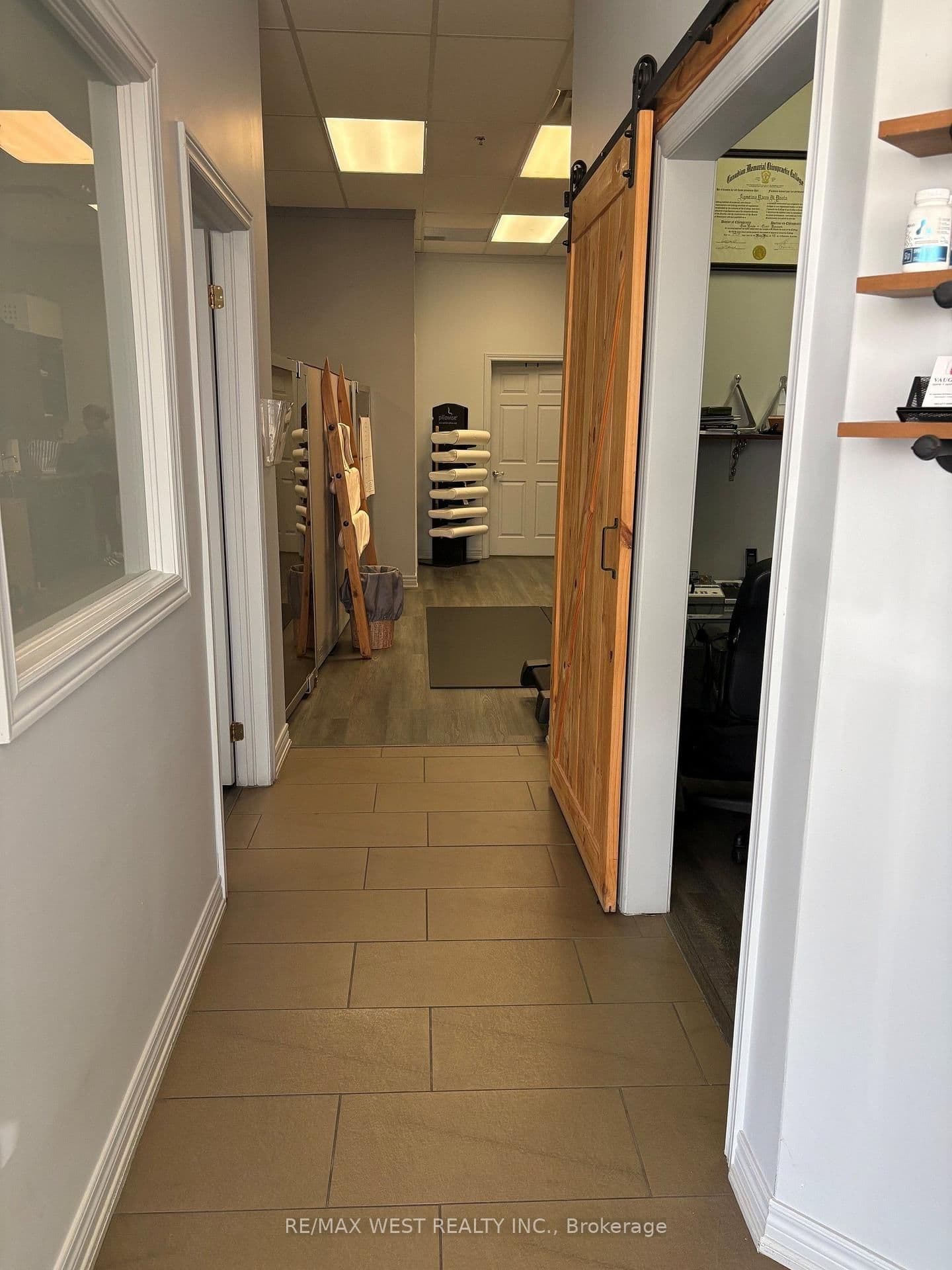 9441 Jane Street, Unit 111 thumbnail 9