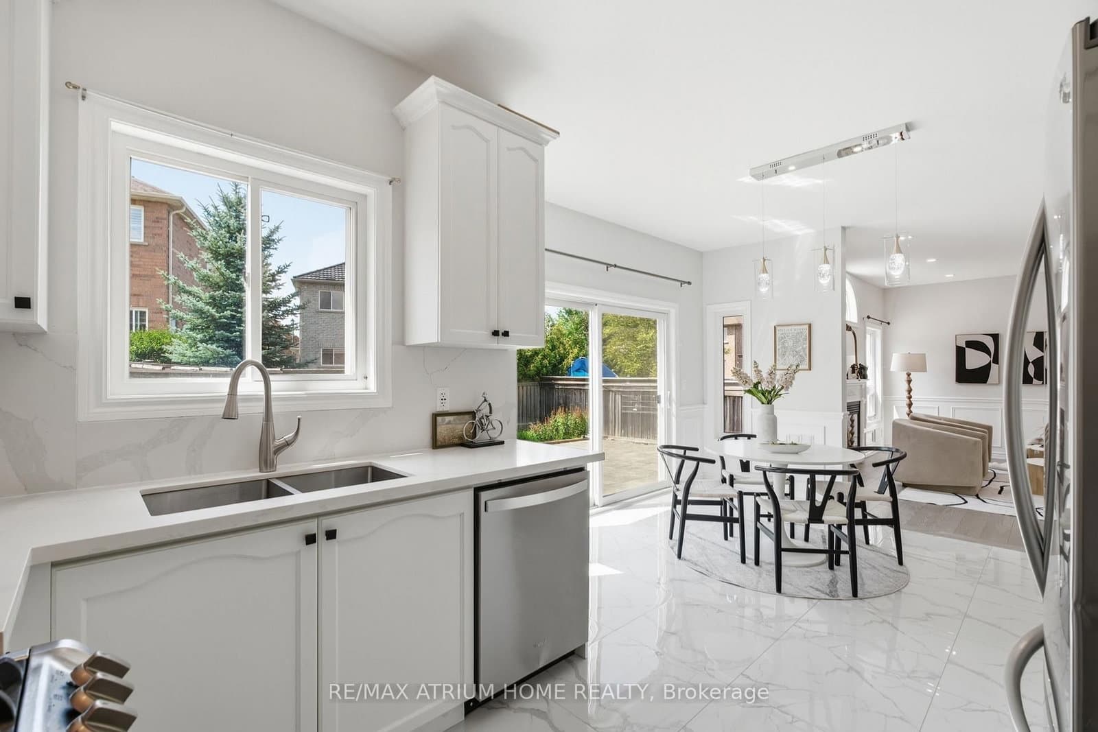 526 Mavrinac Boulevard thumbnail 17