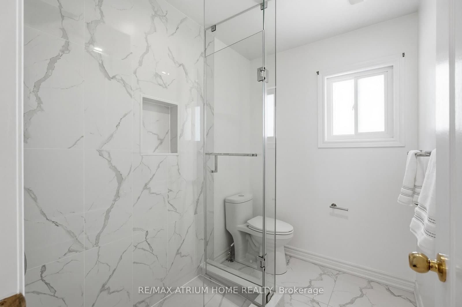 526 Mavrinac Boulevard thumbnail 33