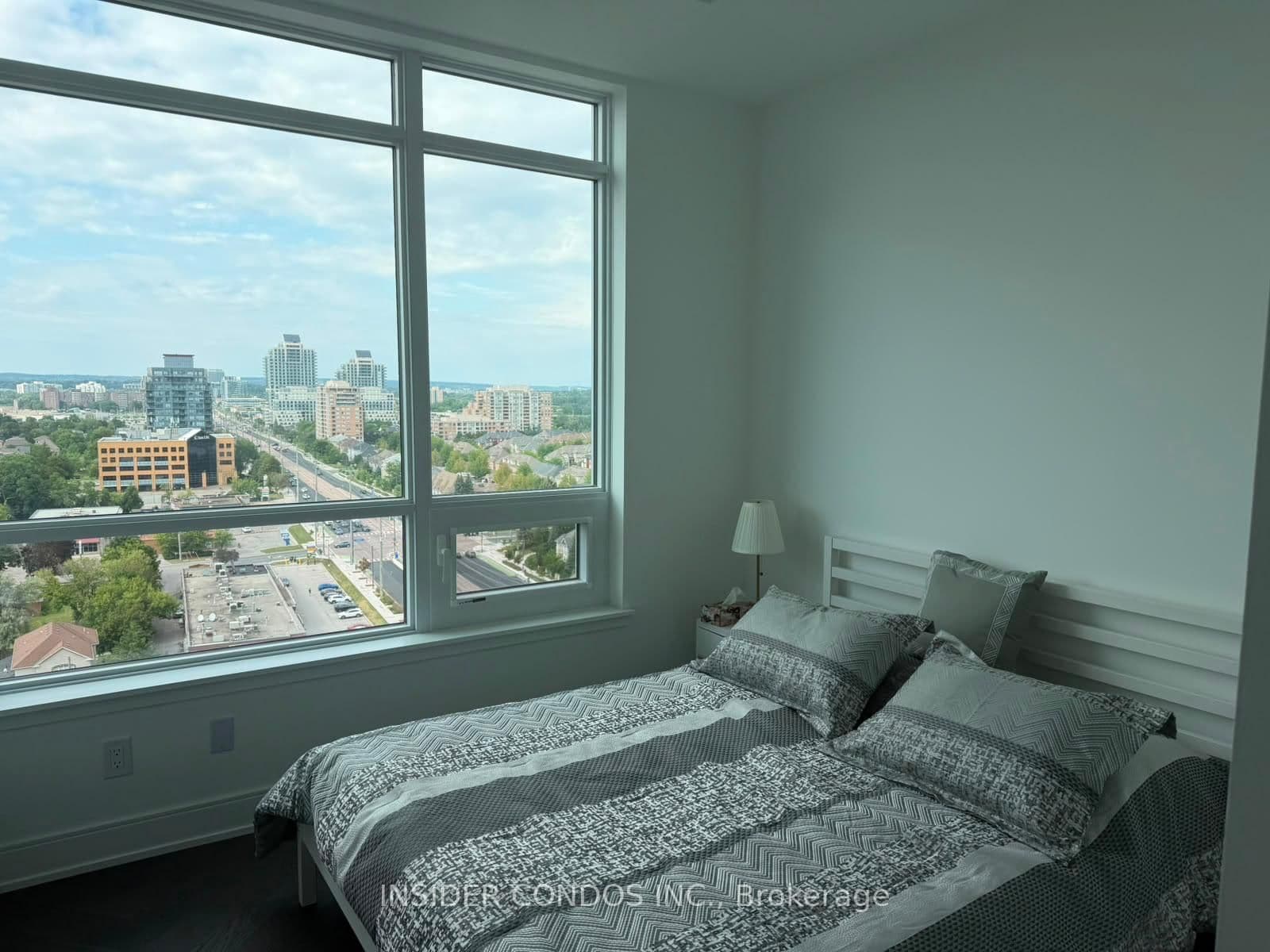 8888 Yonge Street, Unit 1402 thumbnail 6