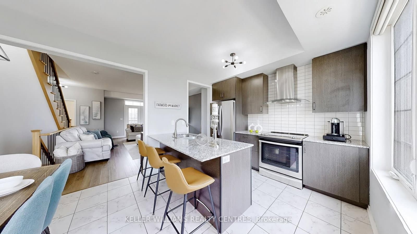 189 Harding Park Street thumbnail 6