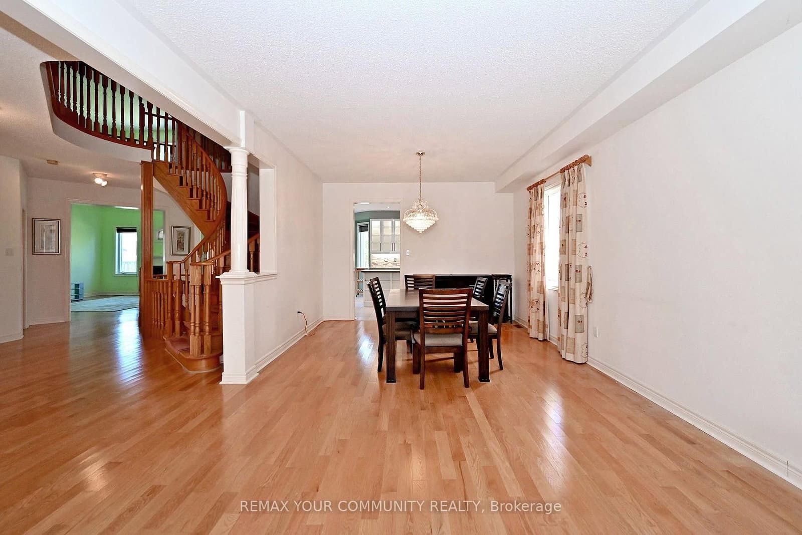 14 Houser Street thumbnail 5