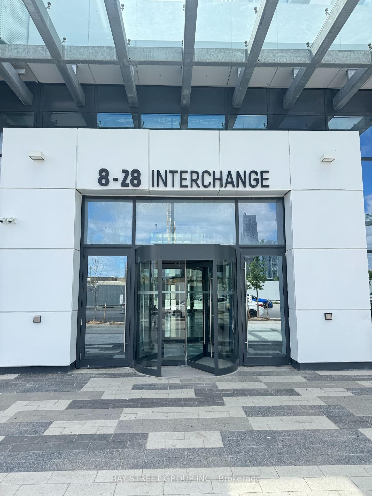 8 Interchange Way, Unit 5510 thumbnail 2
