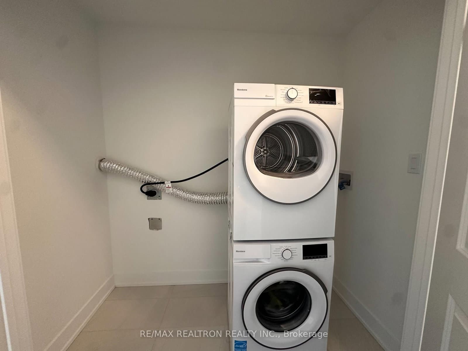 180 Anderson Avenue, Unit TH9 thumbnail 21
