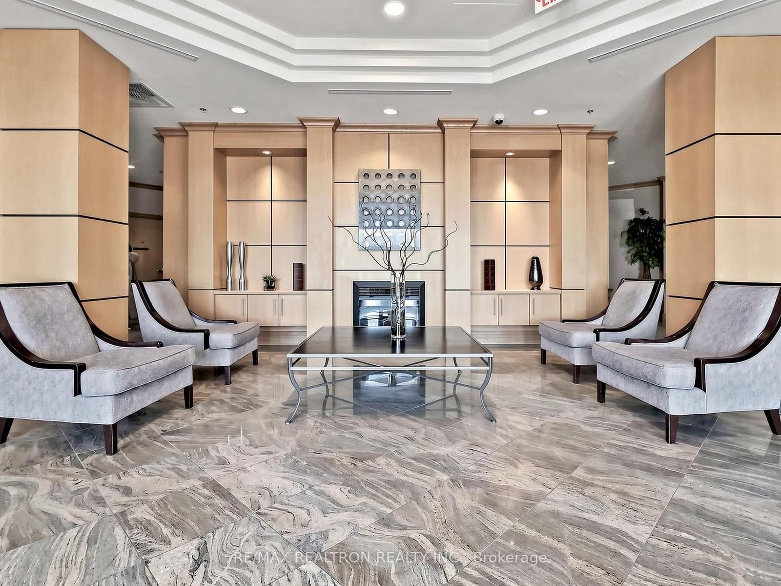 185 Oneida Crescent, Unit 918 thumbnail 8
