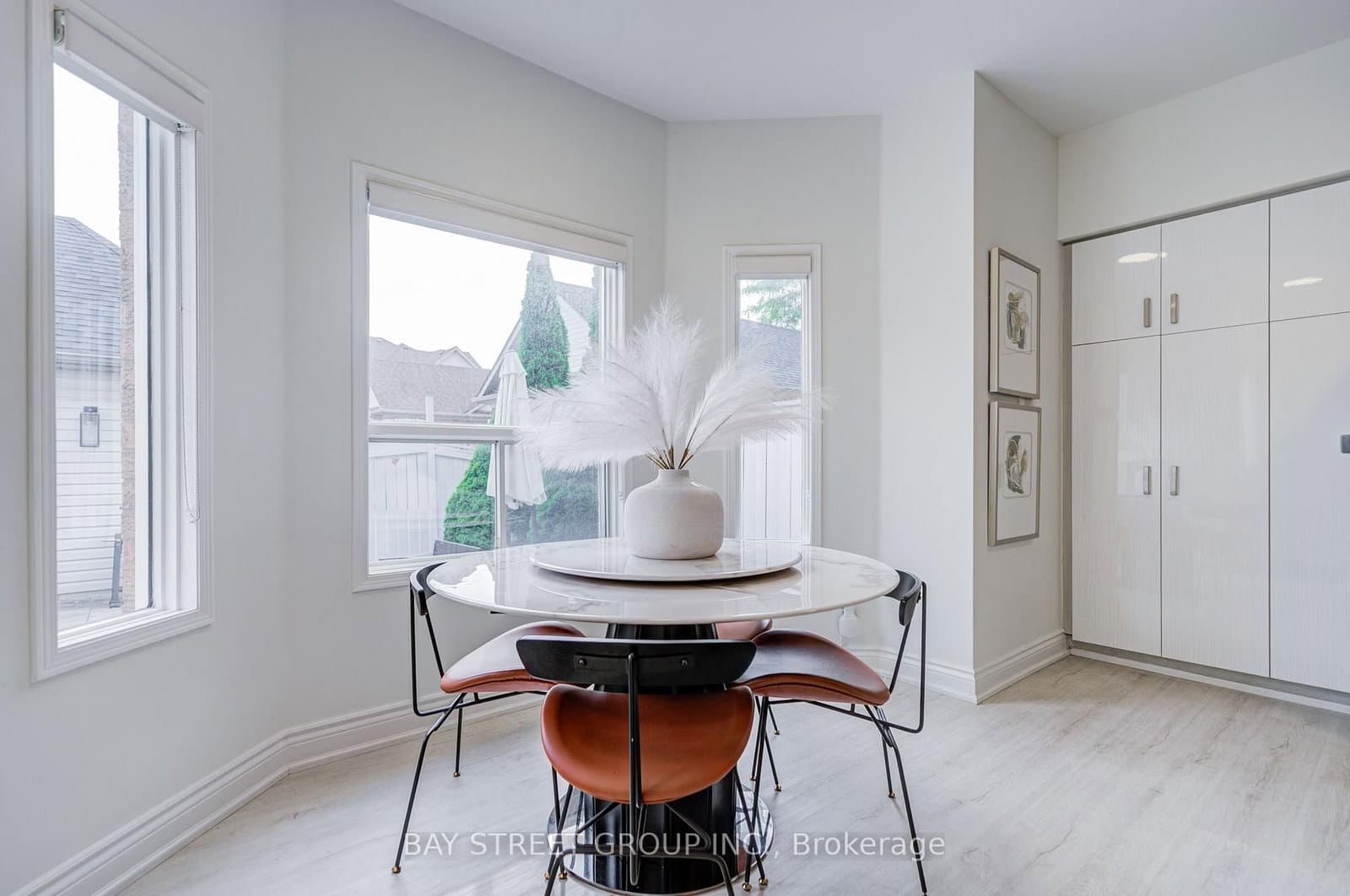 5 Luxton Avenue thumbnail 20
