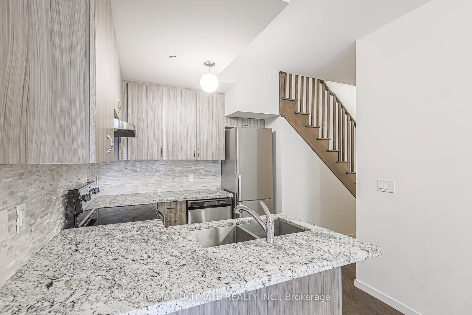 600 Alex Gardner Circle, Unit 109 thumbnail 11