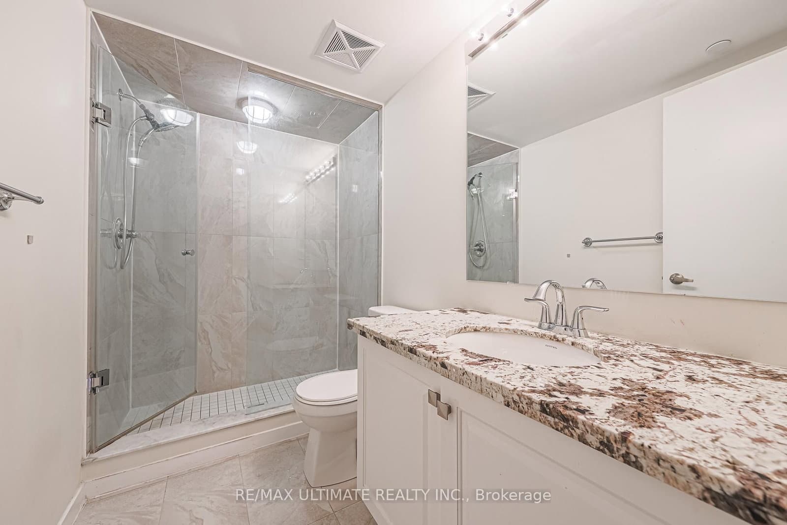 600 Alex Gardner Circle, Unit 109 thumbnail 24