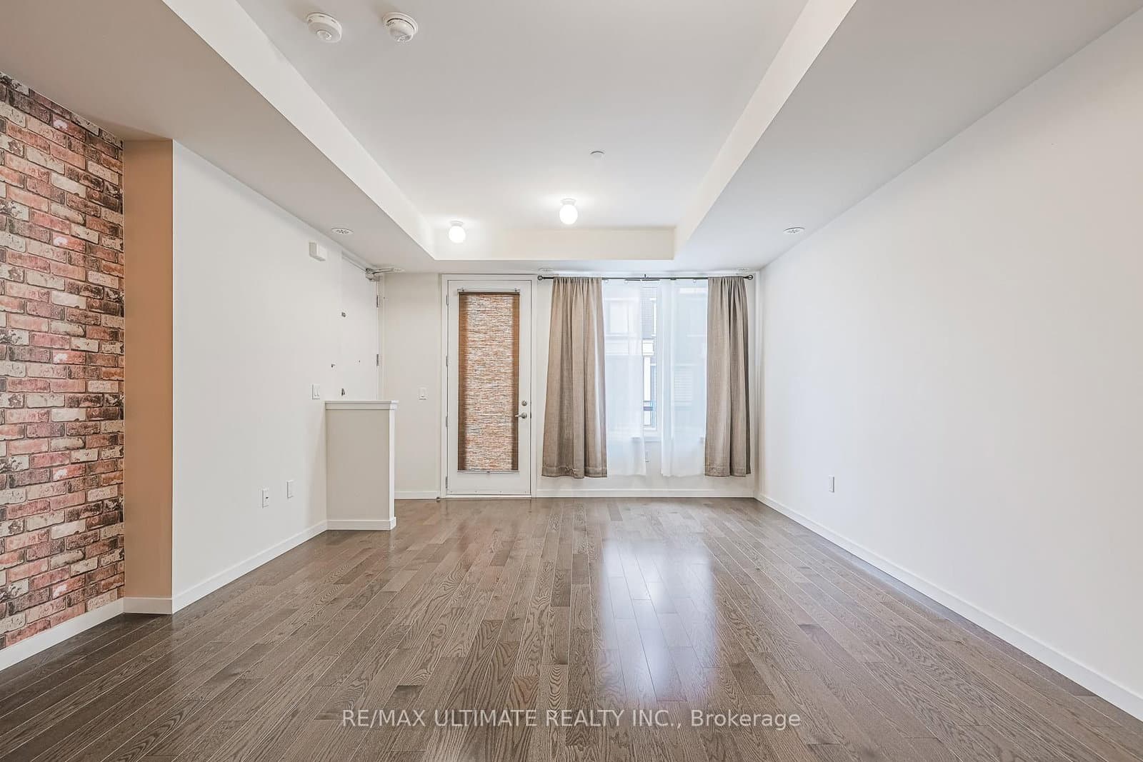 600 Alex Gardner Circle, Unit 109 thumbnail 8