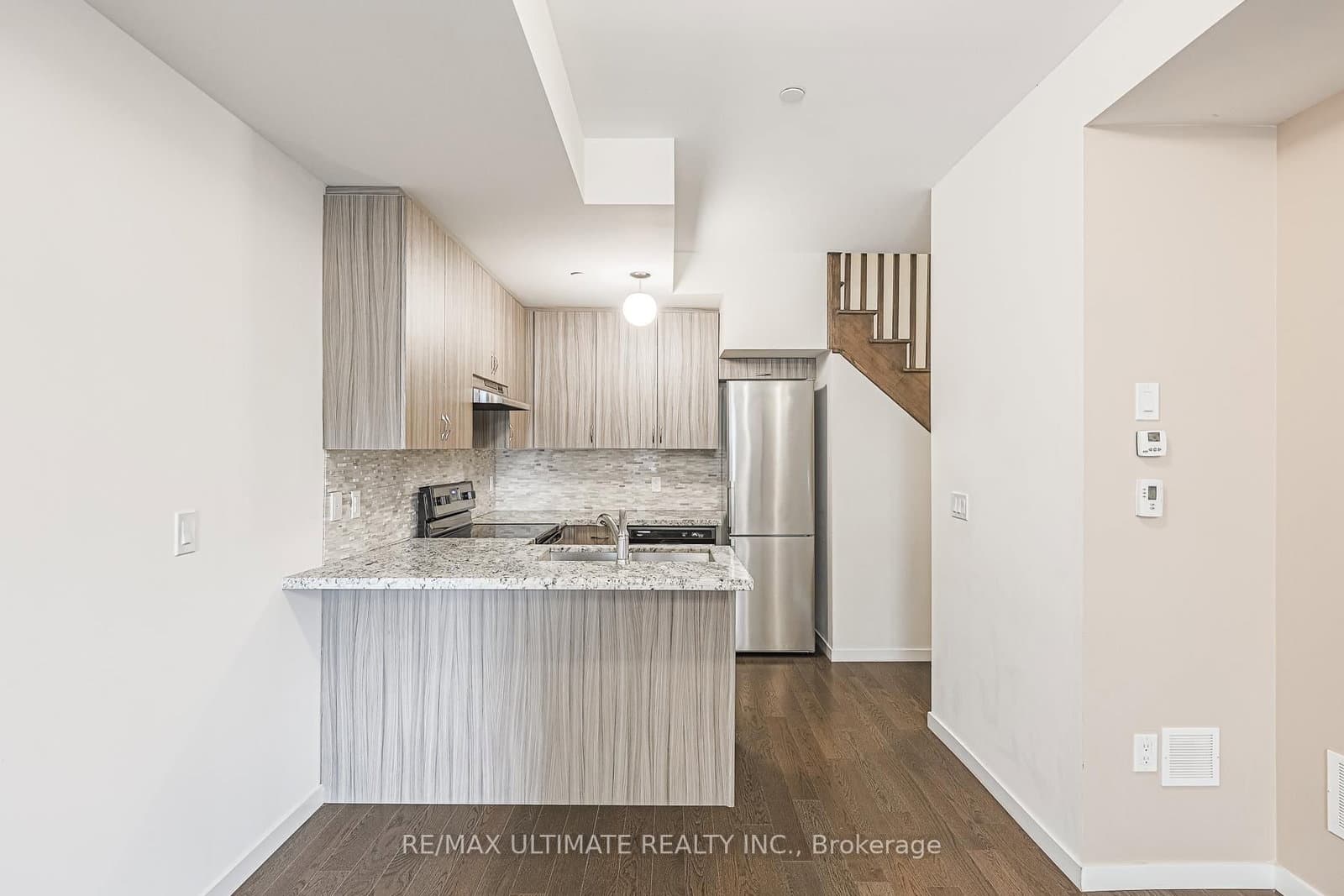 600 Alex Gardner Circle, Unit 109 thumbnail 9