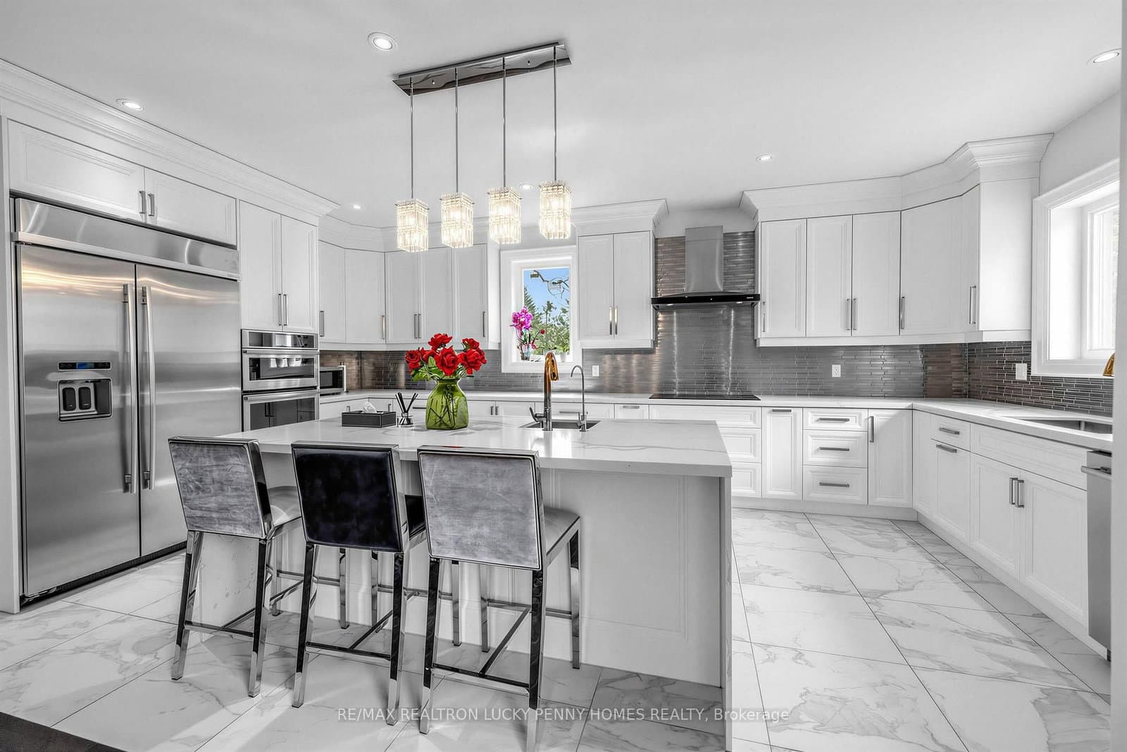18 Walnut Glen Place thumbnail 14