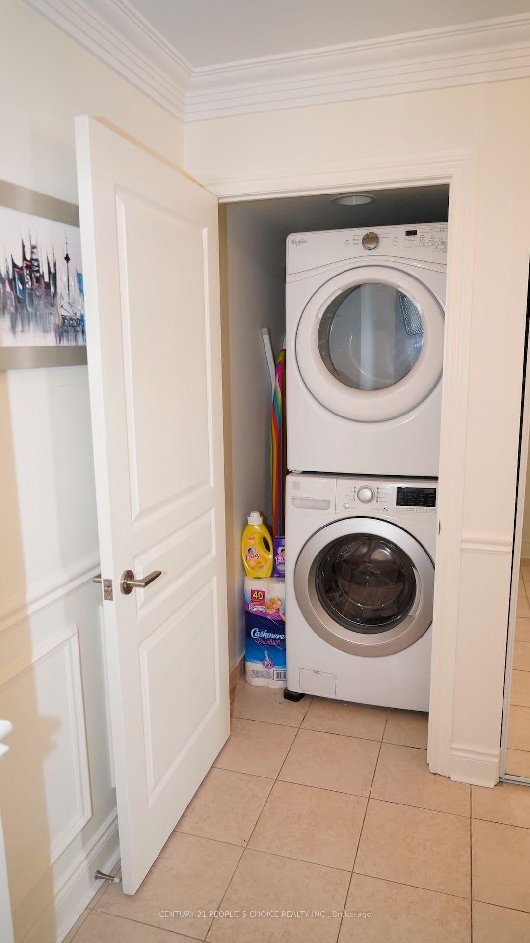 7 North Park Road, Unit 401 thumbnail 15