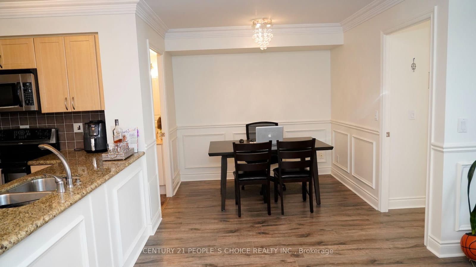 7 North Park Road, Unit 401 thumbnail 5