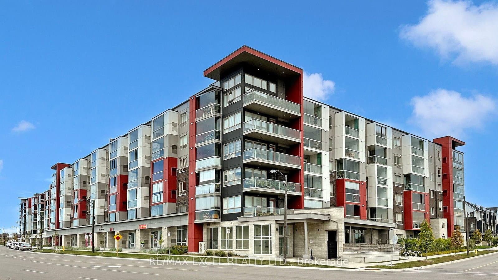 2 Adam Sellers Street, Unit 302 thumbnail 2
