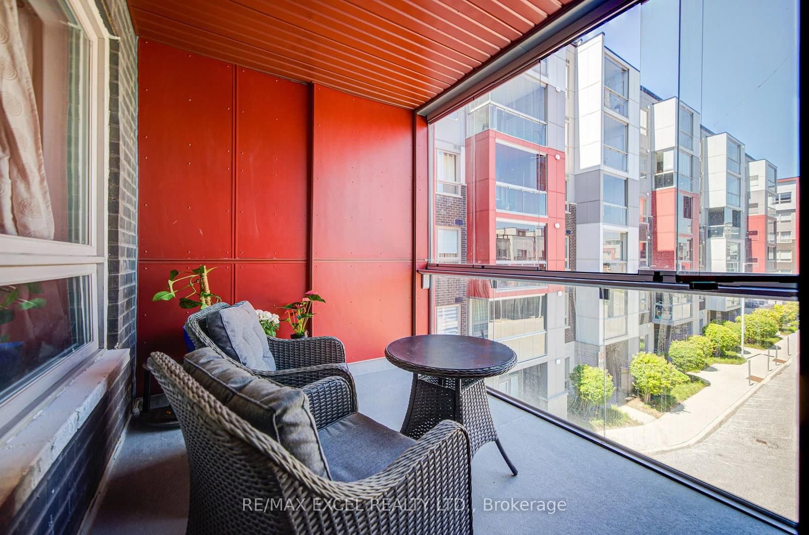 2 Adam Sellers Street, Unit 302 thumbnail 39