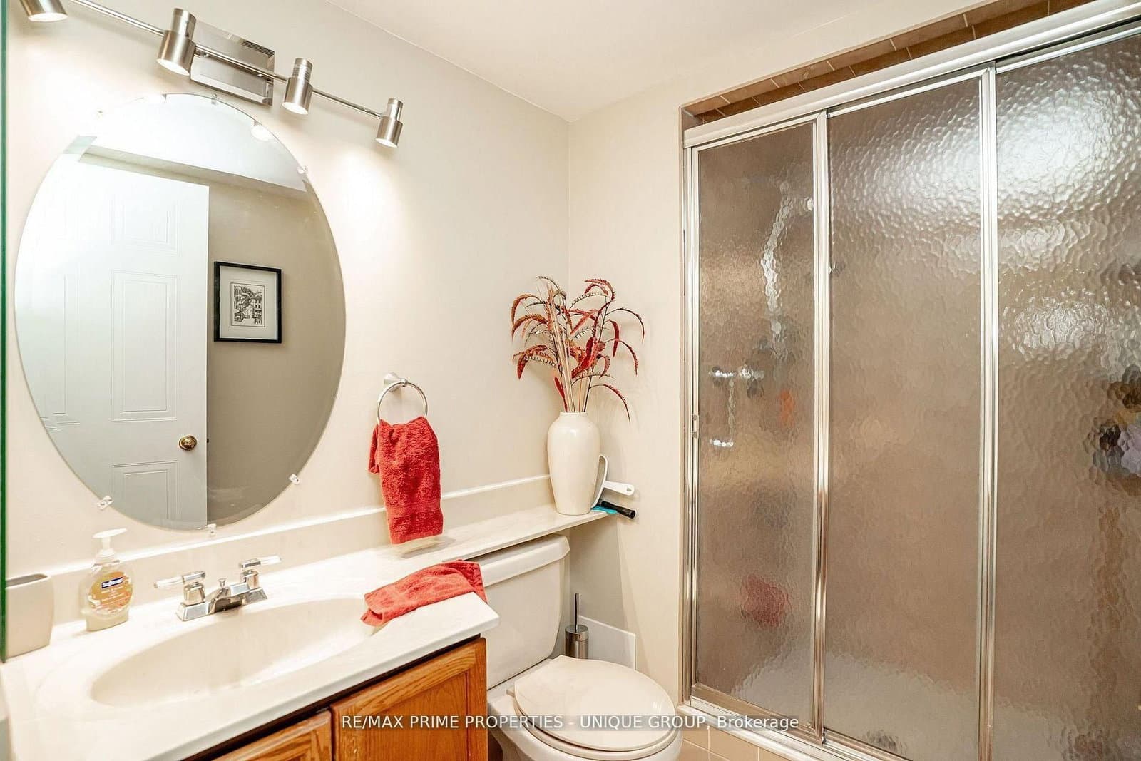33 Weldrick Road E, Unit 209 thumbnail 24