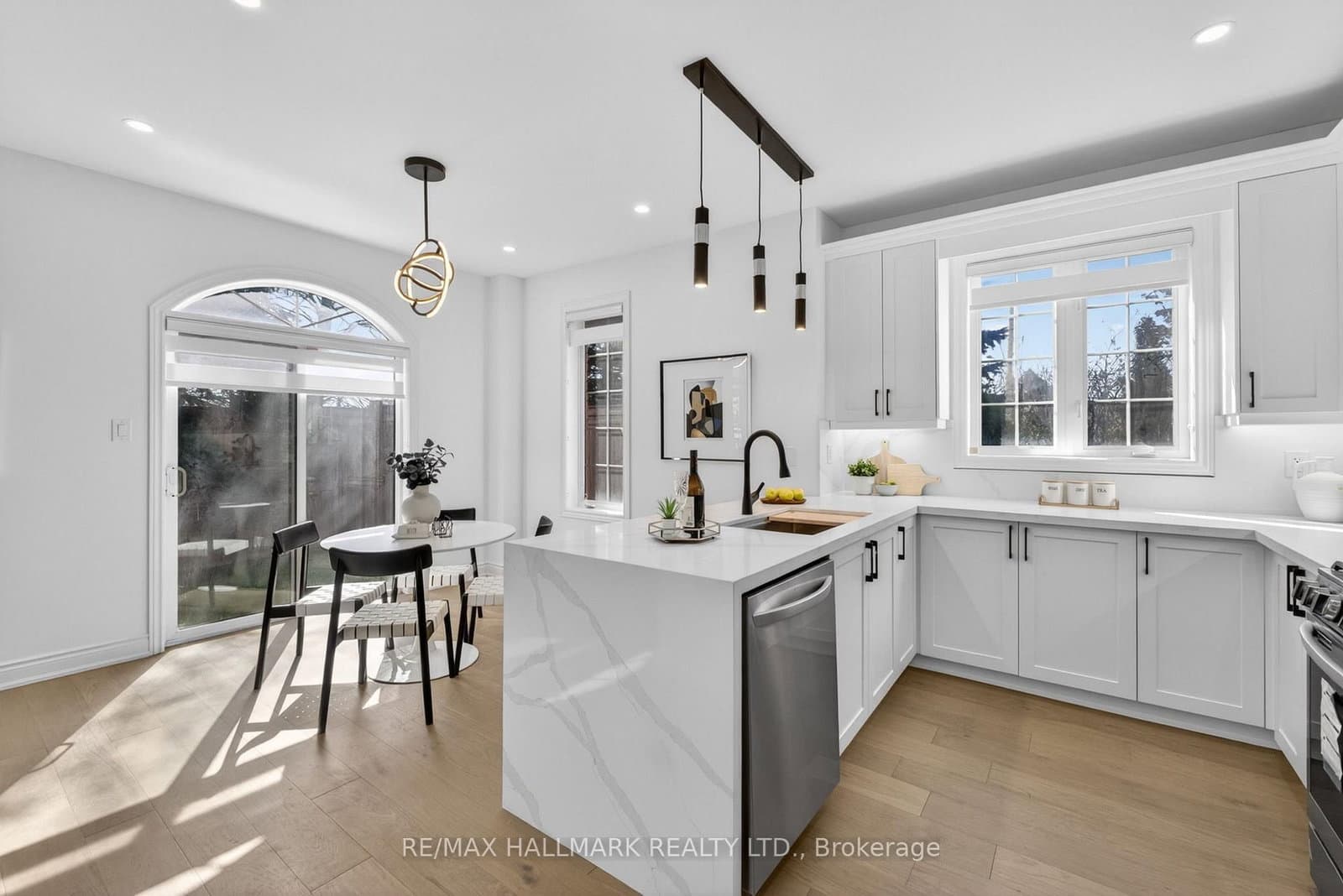 57 Saint Nicholas Crescent thumbnail 19
