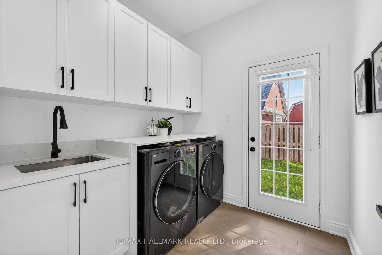 57 Saint Nicholas Crescent thumbnail 21