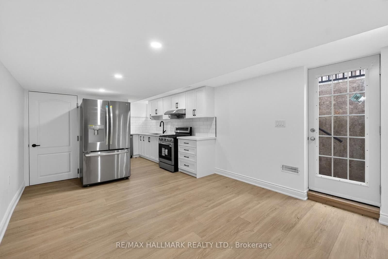 57 Saint Nicholas Crescent thumbnail 43