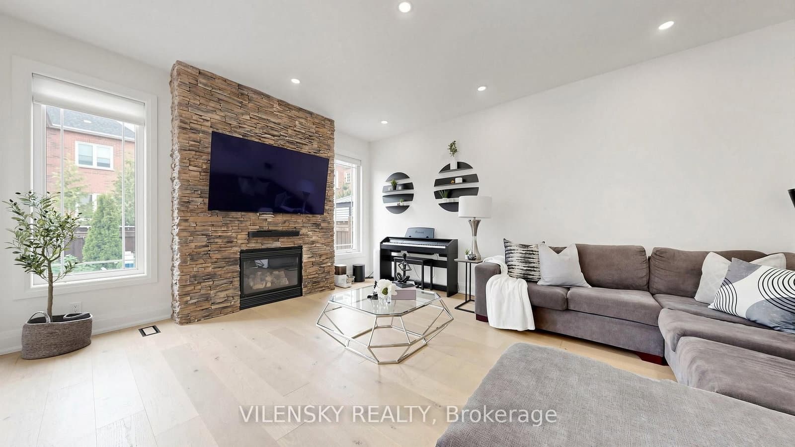 146 Valley Vista Drive thumbnail 13