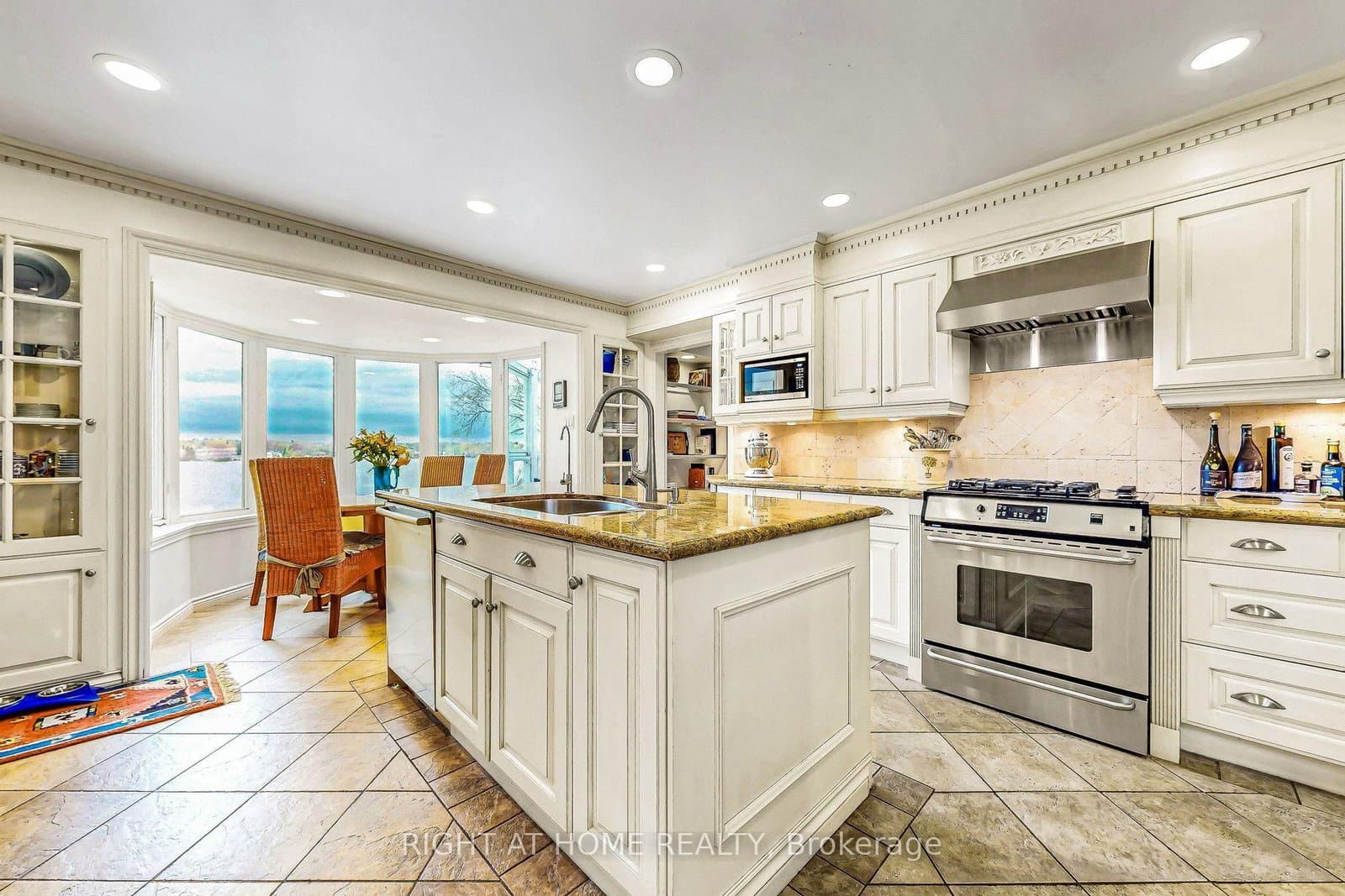566 Sunset Beach Road thumbnail 11
