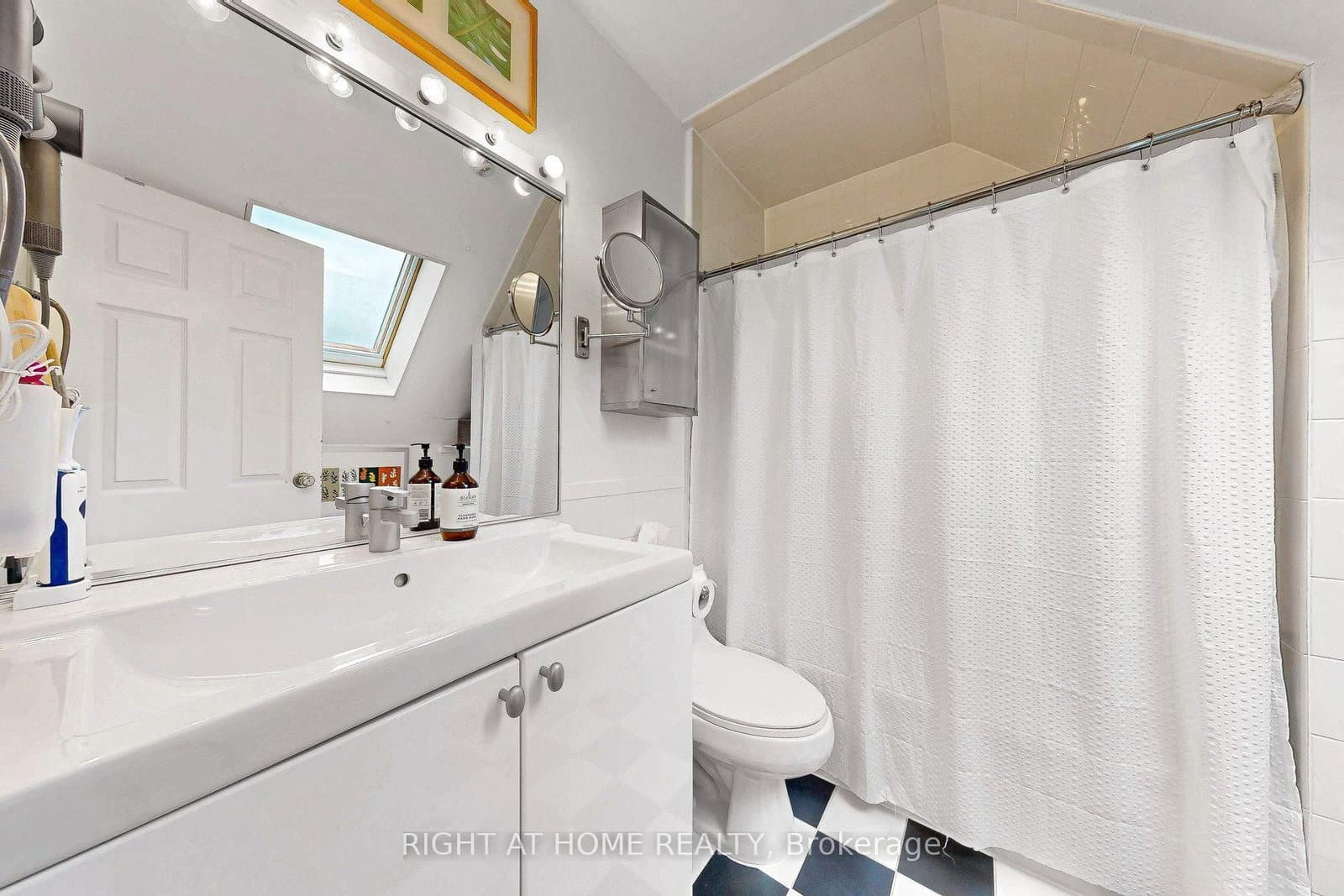 566 Sunset Beach Road thumbnail 27