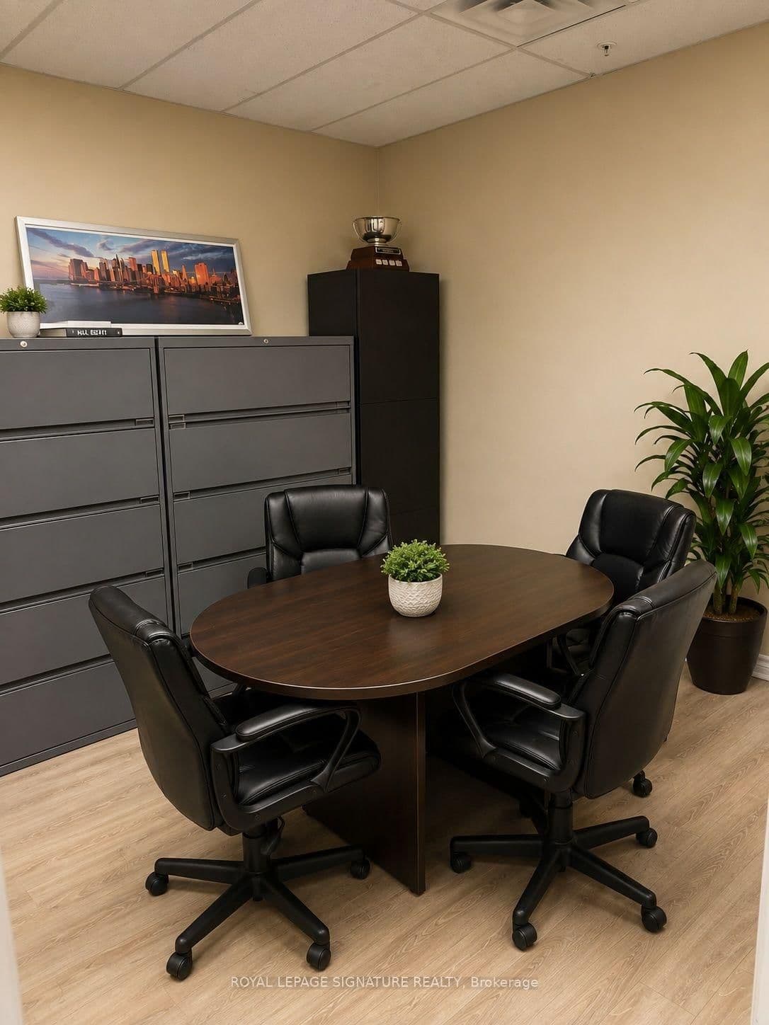 7191 Yonge Street, Unit 607 thumbnail 10