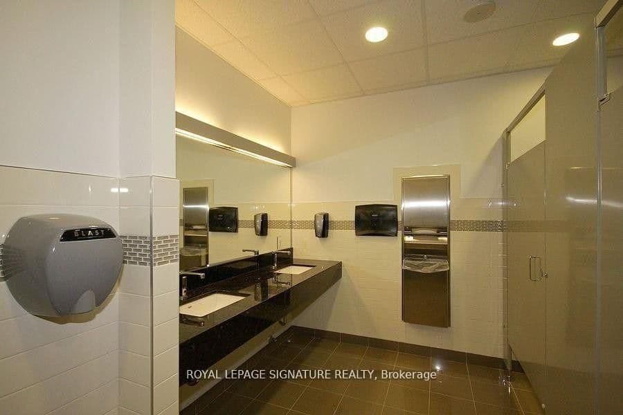 7191 Yonge Street, Unit 607 thumbnail 12