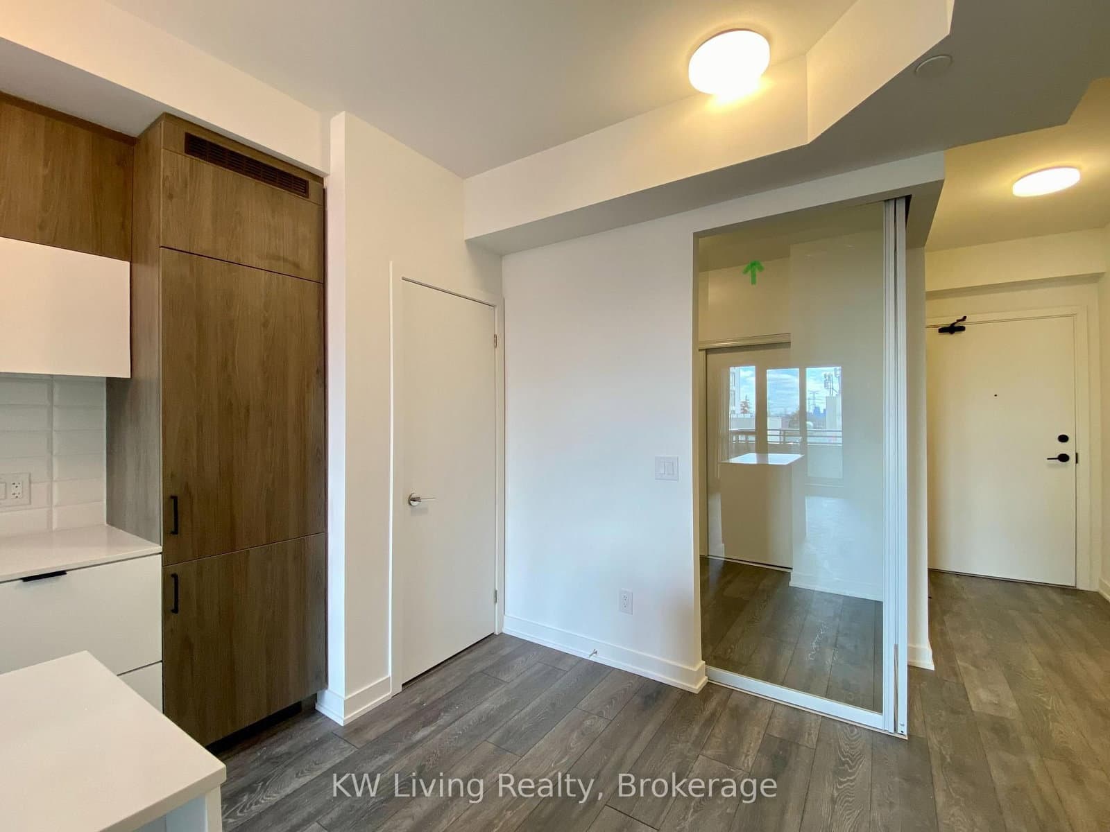 8888 Yonge Street, Unit 203 thumbnail 10