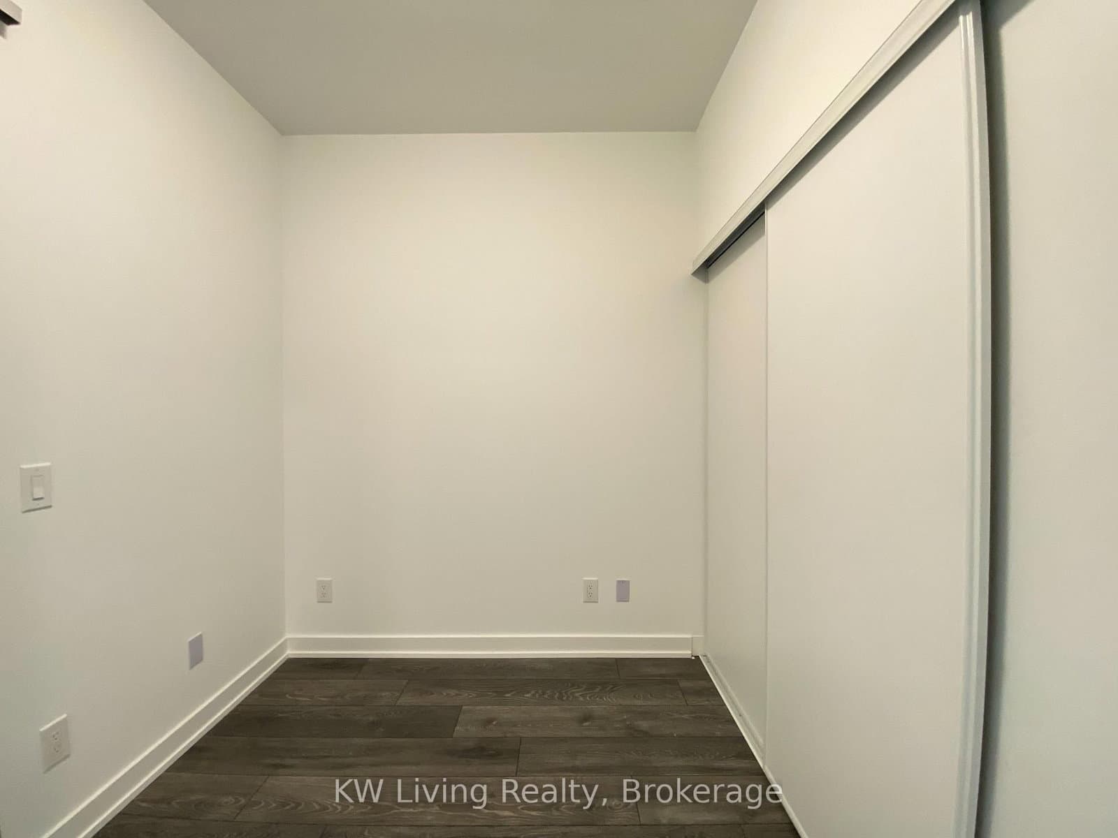 8888 Yonge Street, Unit 203 thumbnail 12