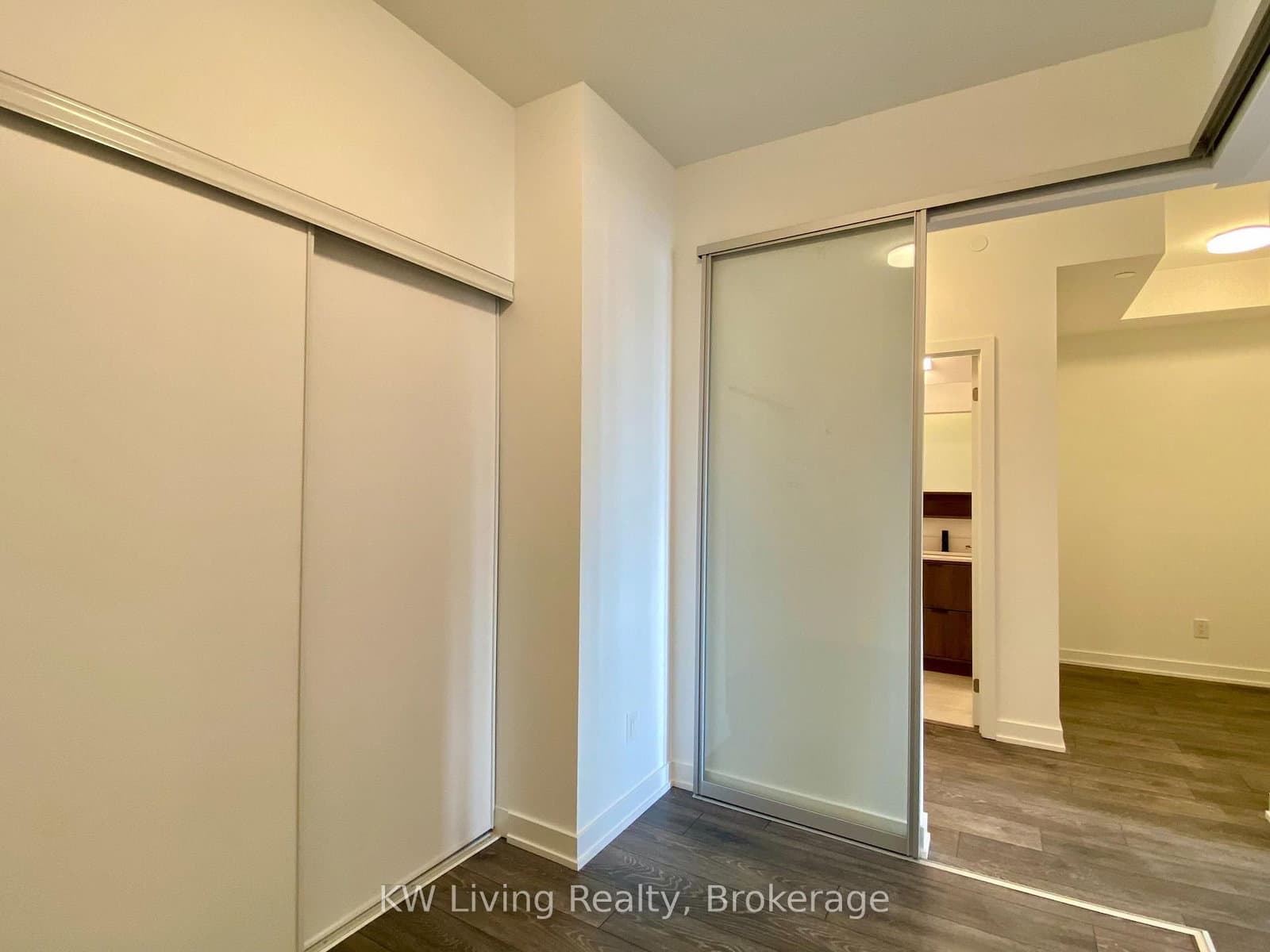 8888 Yonge Street, Unit 203 thumbnail 14