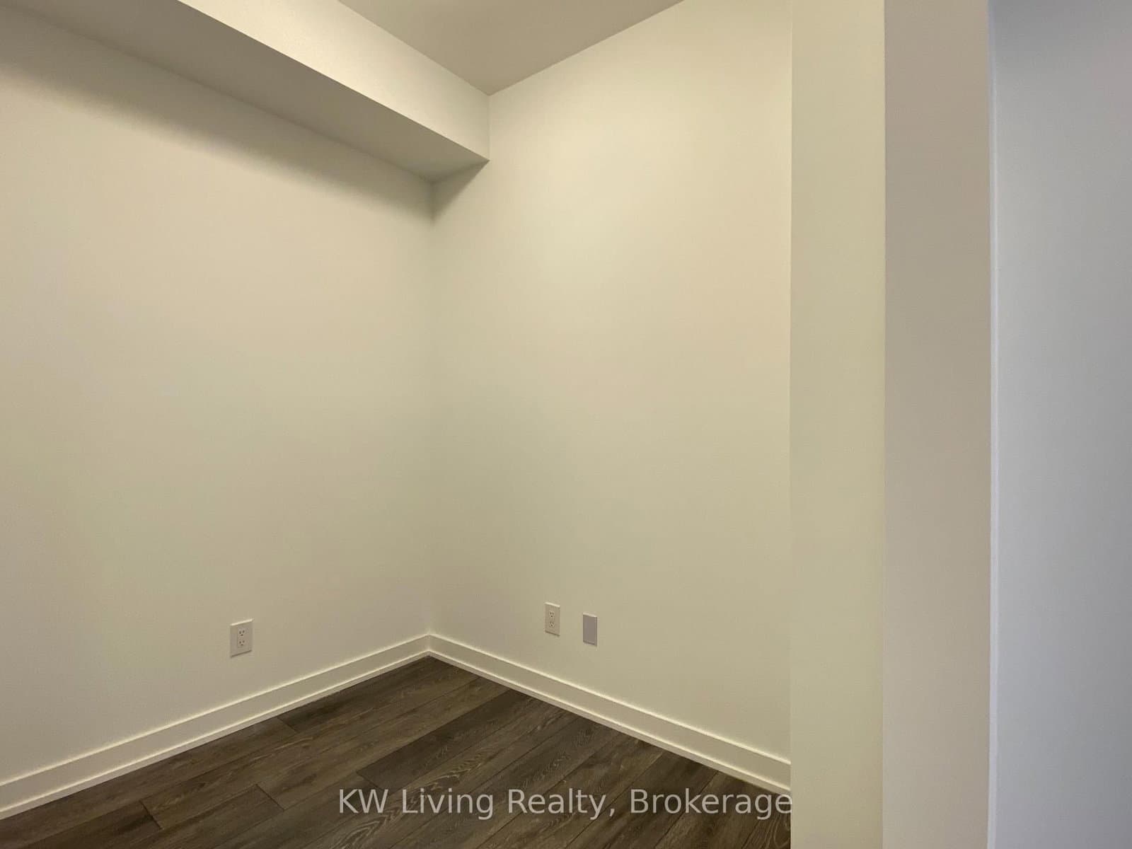 8888 Yonge Street, Unit 203 thumbnail 15