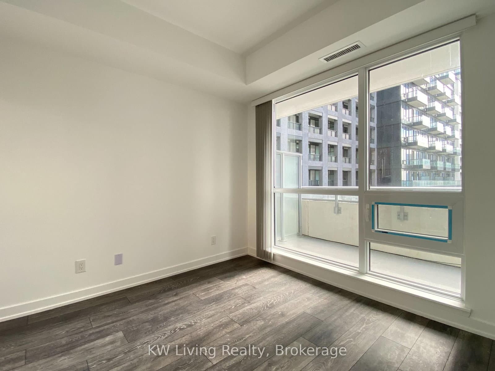 8888 Yonge Street, Unit 203 thumbnail 25