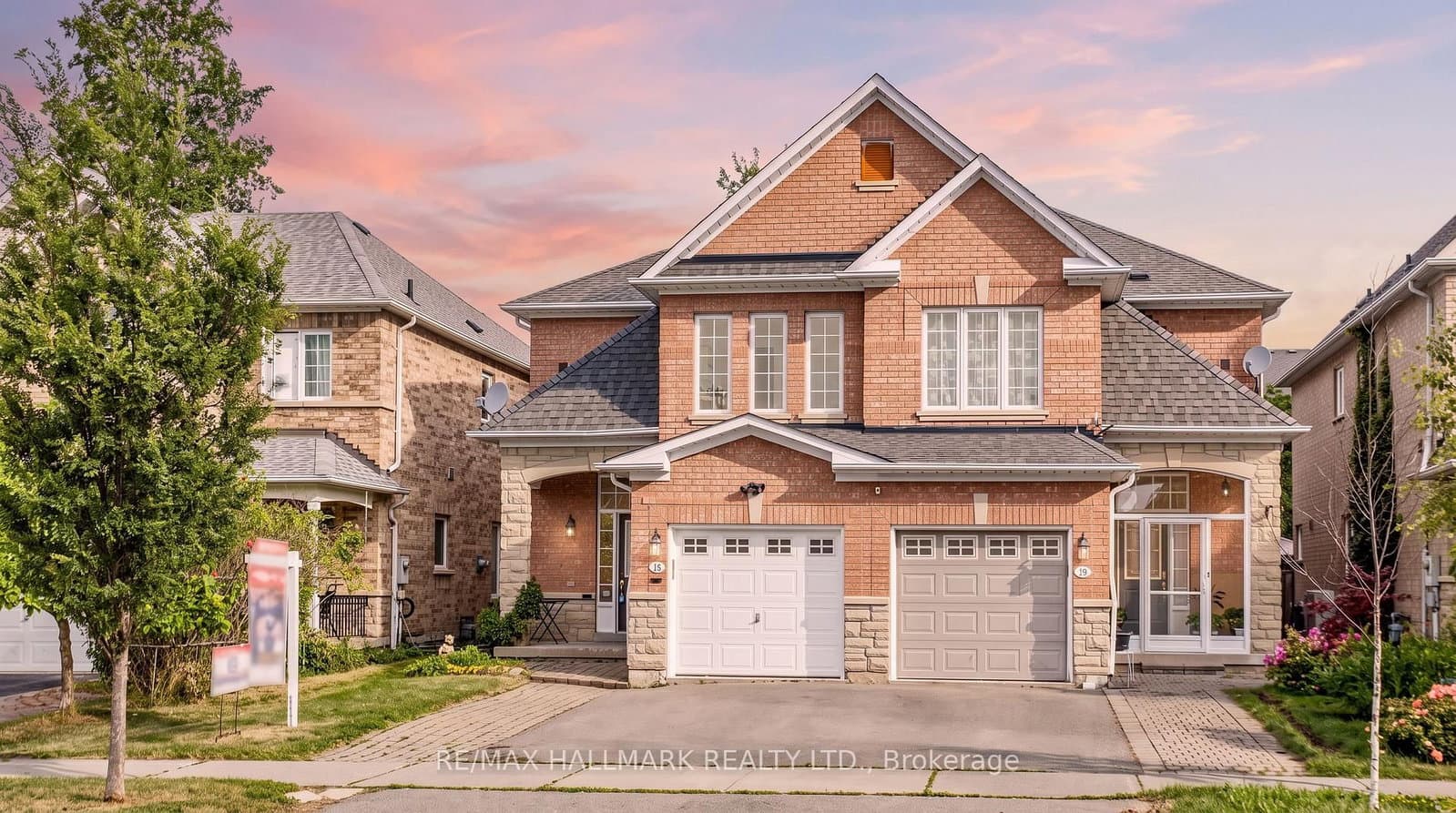 40 Idyllwood Avenue - Image 1