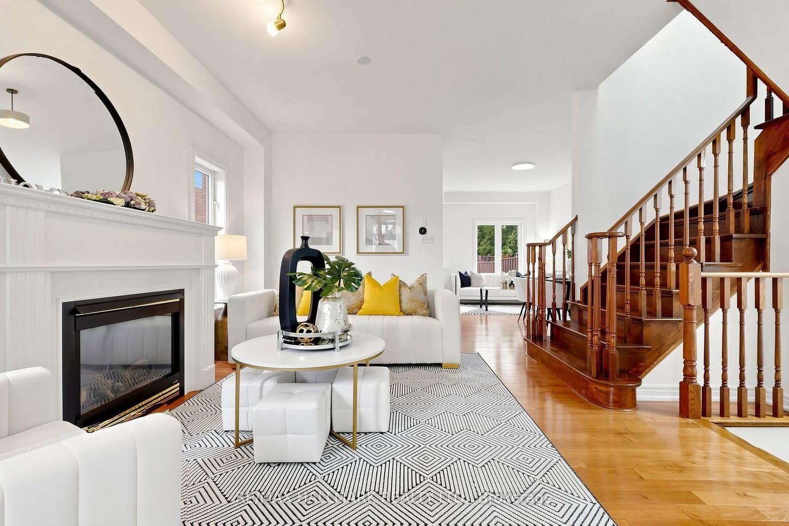 40 Idyllwood Avenue thumbnail 5