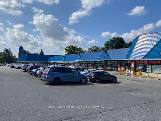 50 Lockridge Avenue, Unit 8 thumbnail 2