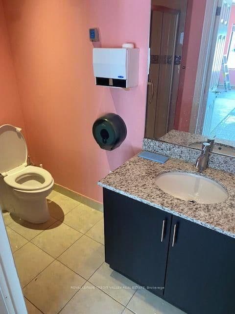 50 Lockridge Avenue, Unit 8 thumbnail 7