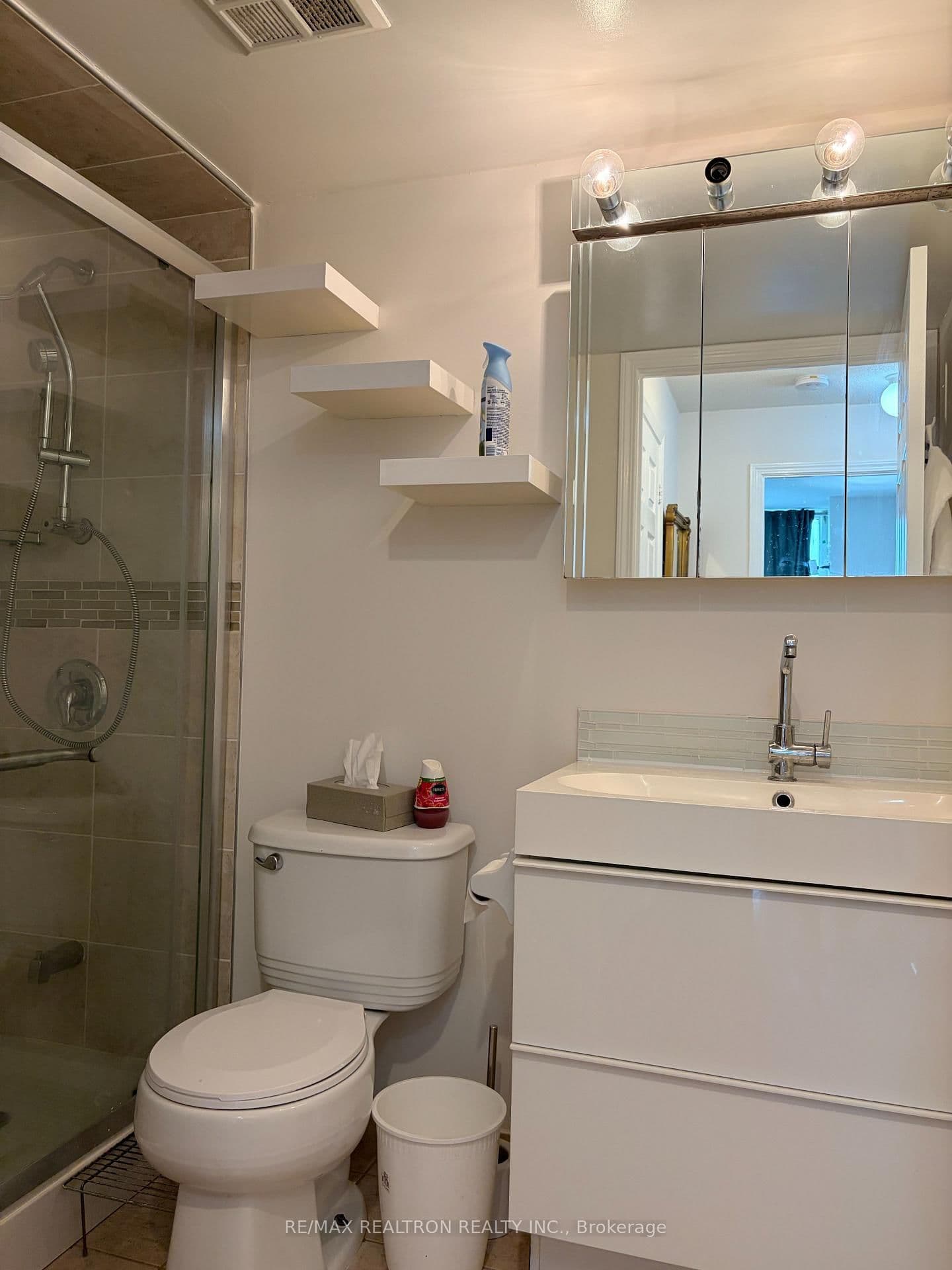 23 Oneida Crescent, Unit PH13 thumbnail 11