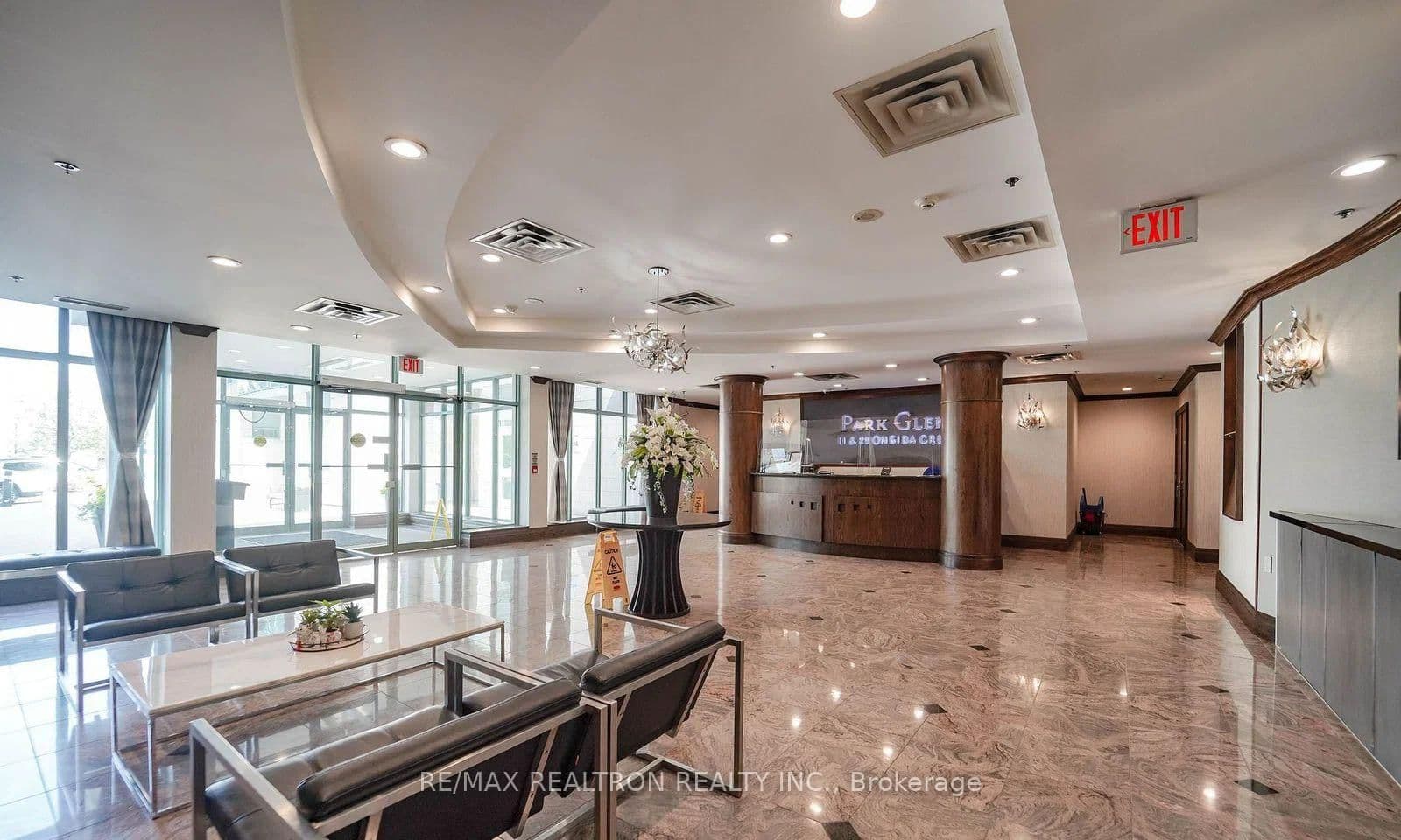 23 Oneida Crescent, Unit PH13 thumbnail 12